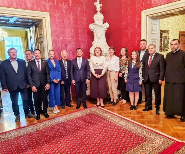 Glad delegatie Praga 7