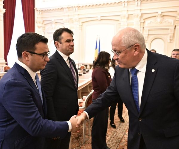 Glad Varga: „România și Republica Moldova merg înainte pe un drum comun” Glad Varga: „România și Republica Moldova merg înainte pe un drum comun”