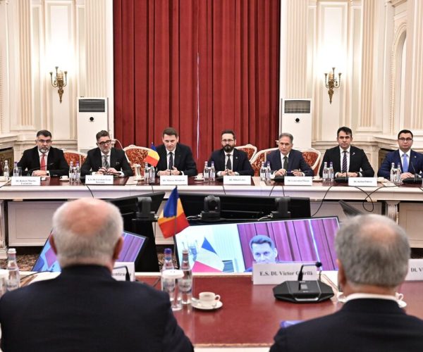 Glad Varga: „România și Republica Moldova merg înainte pe un drum comun” Glad Varga: „România și Republica Moldova merg înainte pe un drum comun”